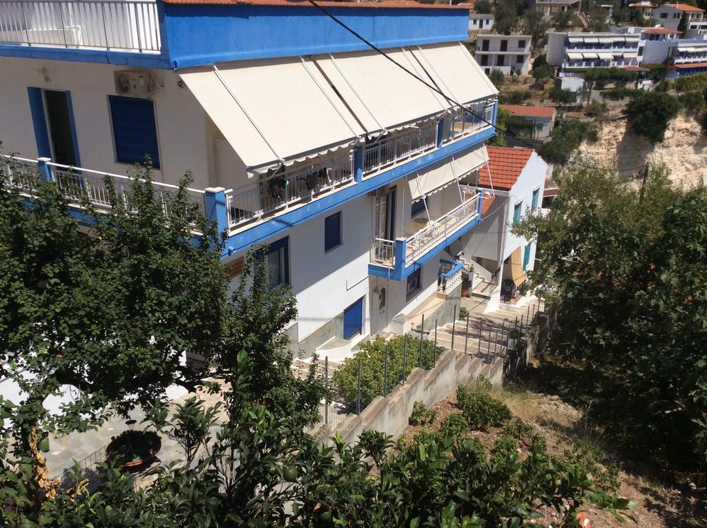 Kostas Rooms Votsi  Luaran gambar