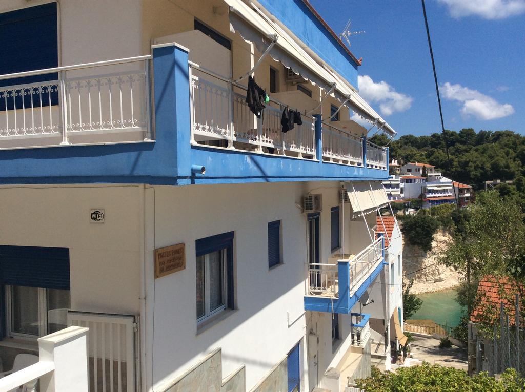 Kostas Rooms Votsi  Luaran gambar