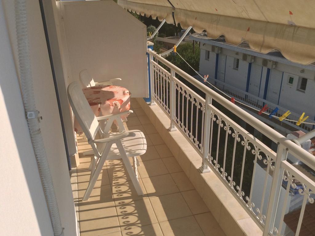 Kostas Rooms Votsi  Luaran gambar