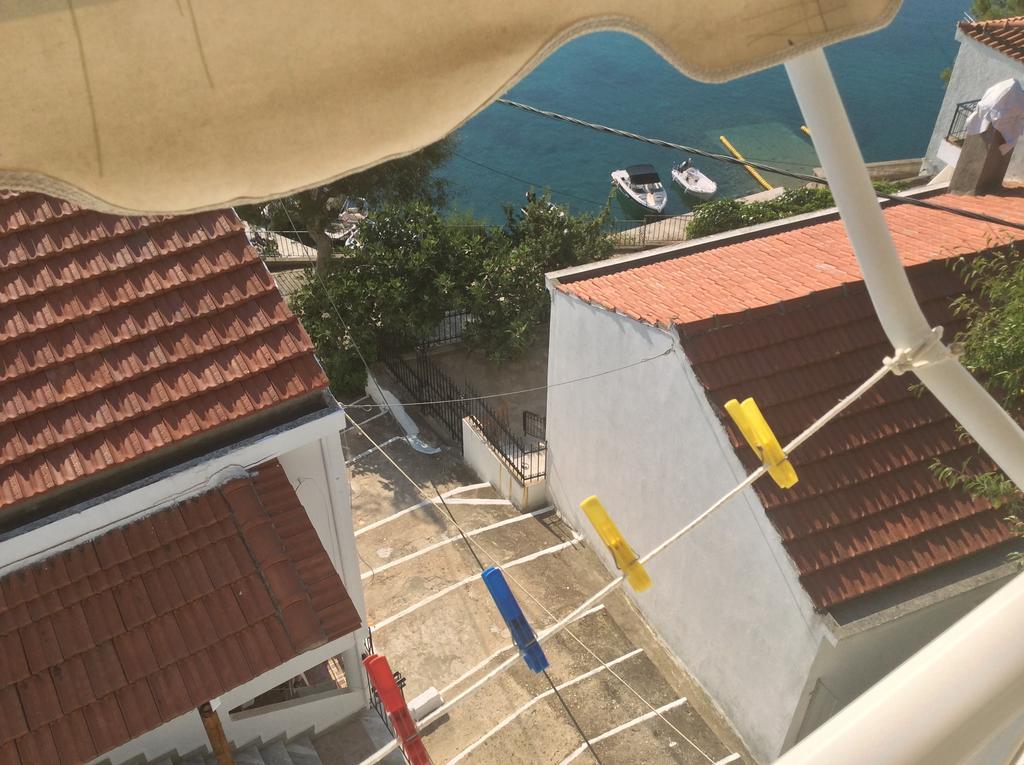 Kostas Rooms Votsi  Luaran gambar