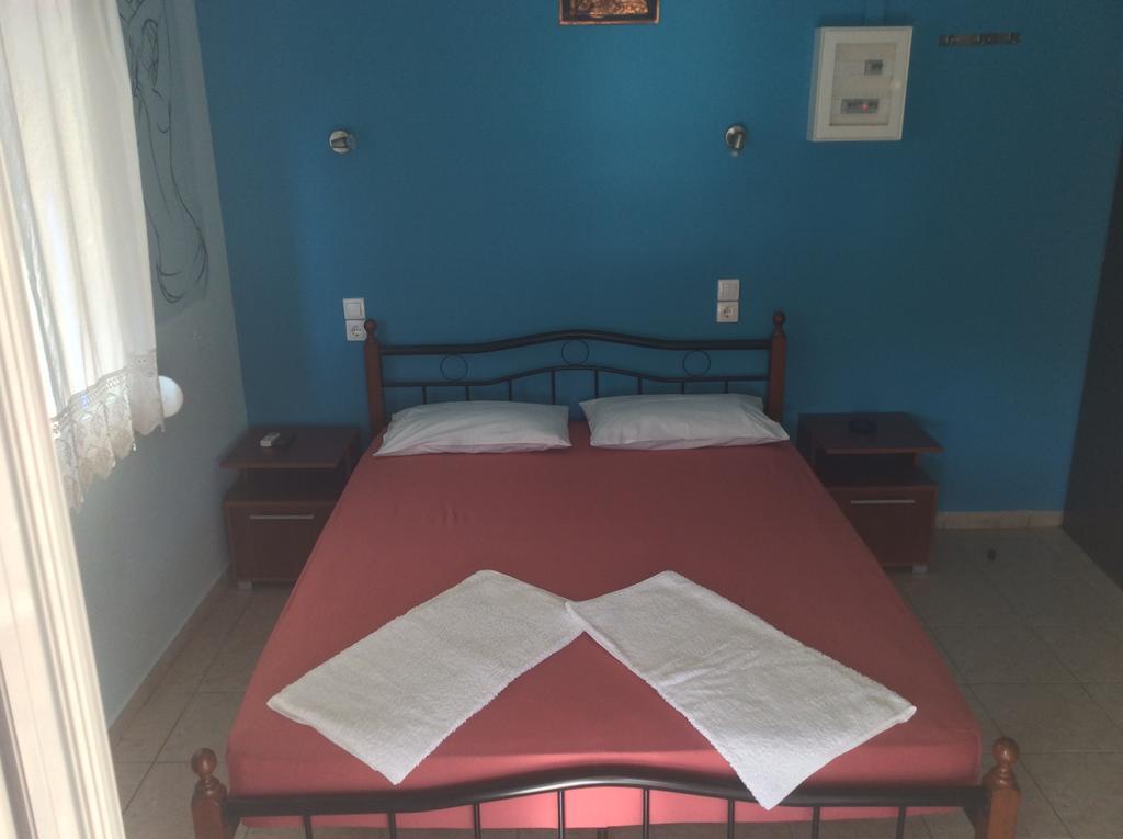 Kostas Rooms Votsi  Luaran gambar