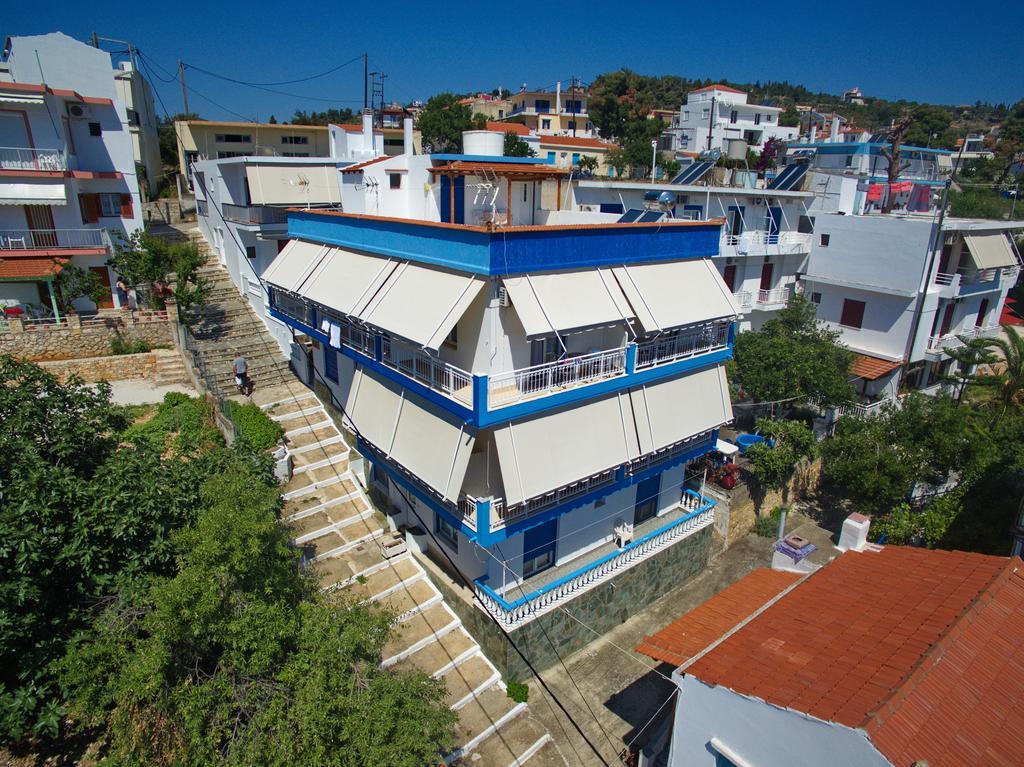 Kostas Rooms Votsi  Luaran gambar