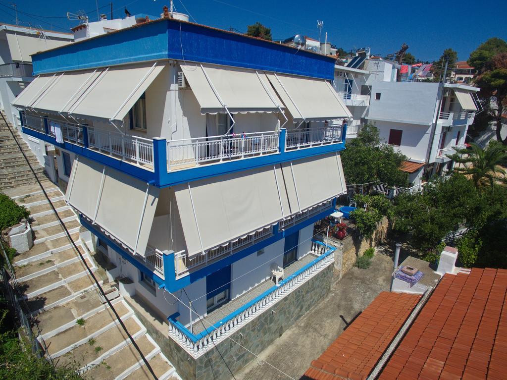 Kostas Rooms Votsi  Luaran gambar